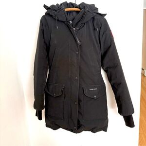 Canada Goose Women’s Black Down Parka Arctic Program Size XS